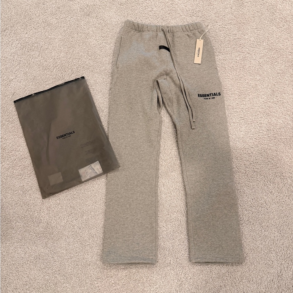 NWT Oversized Essentials Fear of God Heather Gray Sweatpants with Black Logo